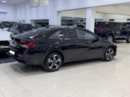 Hyundai Elantra 2022 full