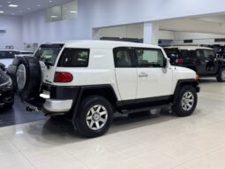 Toyota Fj Cruiser 2022 full