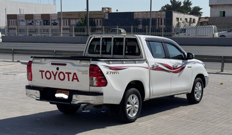 Toyota Hilux full