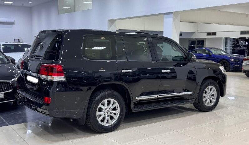 Toyota Land Cruiser 2016 full