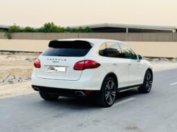Porsche Cayenne 2011 full