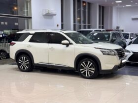 Nissan Pathfinder 2024