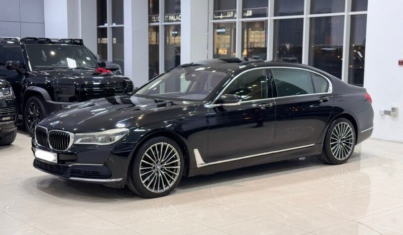 BMW 750i 2016 full