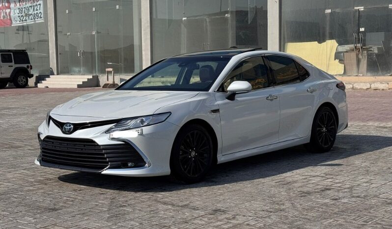 Toyota Camry 2023 full