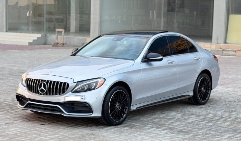 Mercedes Benz 300C 2016 full