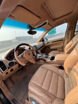 Porsche Cayenne 2012 full
