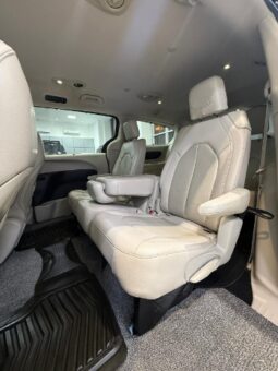 Chrysler Pacifica 2020 full