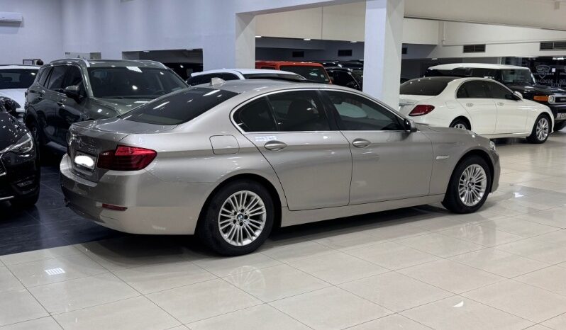 BMW 520 2014 full