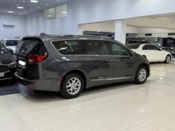 Chrysler Pacifica 2020 full