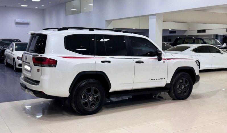 Toyota Land Cruiser 2024 full