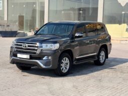 Toyota Land Cruiser 2018 full