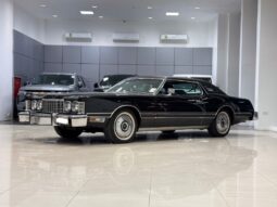 Ford Crown Victoria 1976 full