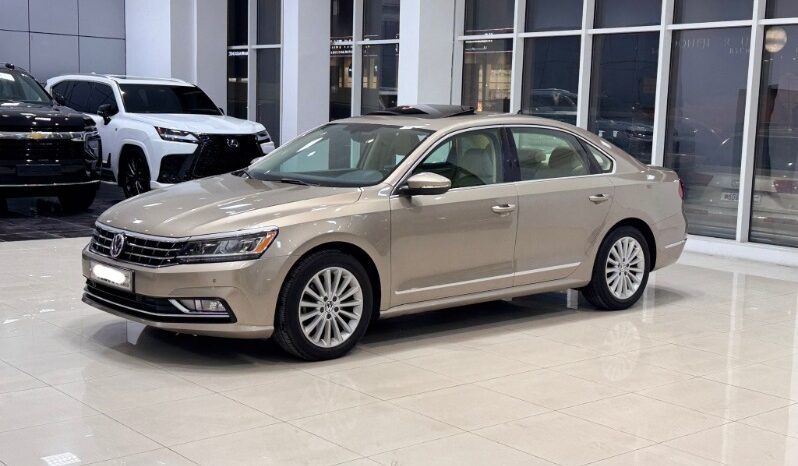 Volkswagen Passat 2017 full