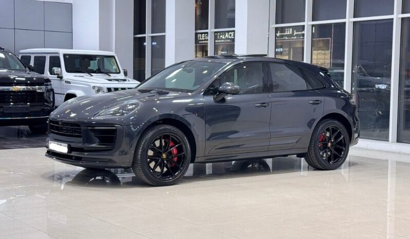 Porsche Macan 2022 full
