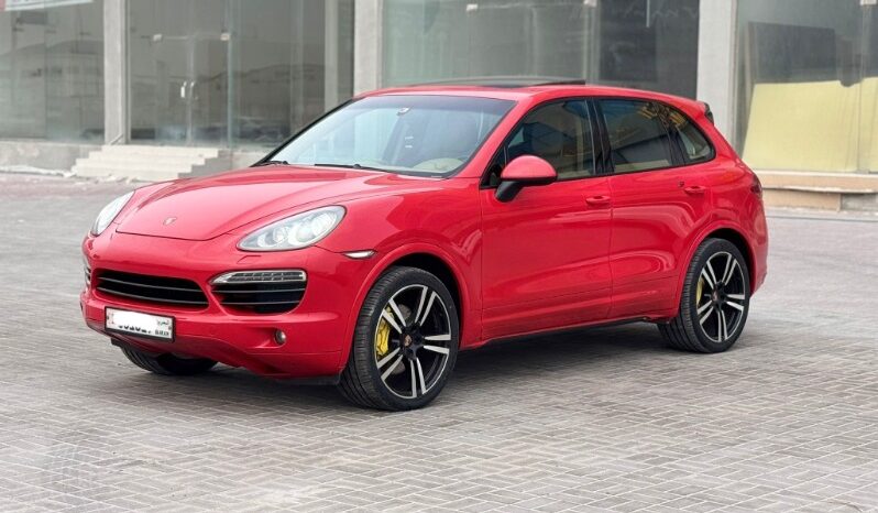 Porsche Cayenne S 2014 full