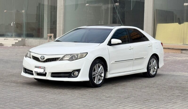 Toyota Camry 2012 full