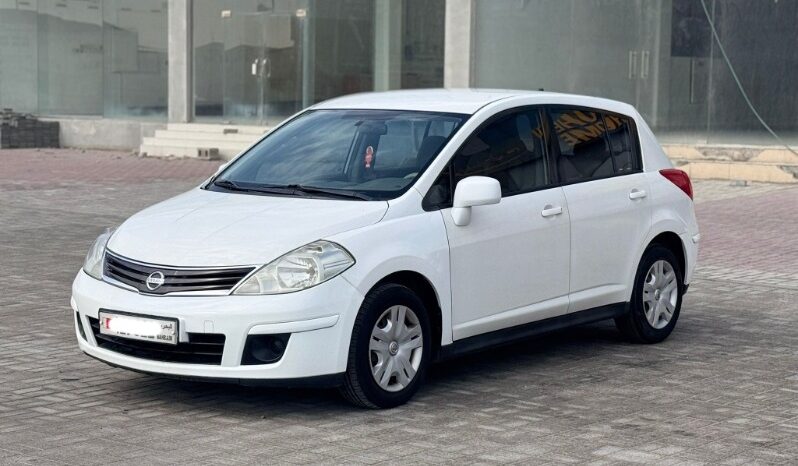 Nissan Tiida 2012 full