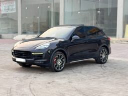 Porsche Cayenne Turbo 2015 full
