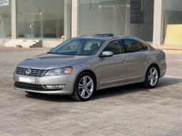 Volkswagen Passat 2014 full