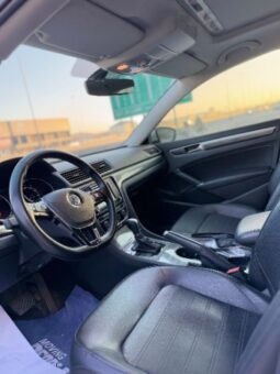 Volkswagen Passat 2018 full
