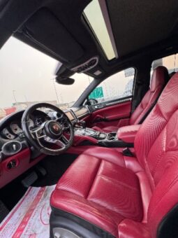 Porsche Cayenne Turbo 2015 full