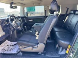 Toyota Fj Cruiser 2010 full
