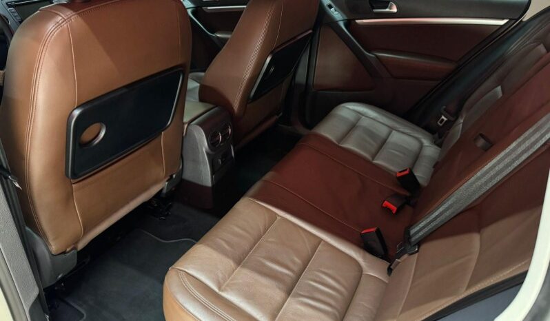 Volkswagen Tiguan 2014 full