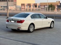BMW 740i 2012 full