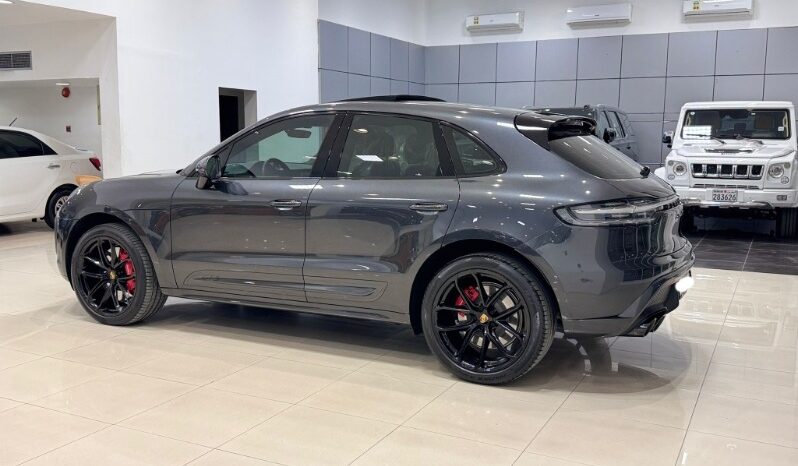 Porsche Macan 2022 full