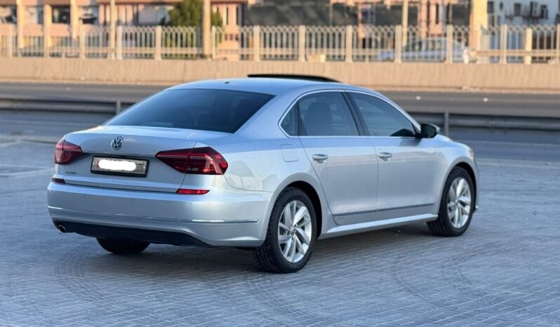Volkswagen Passat 2018 full