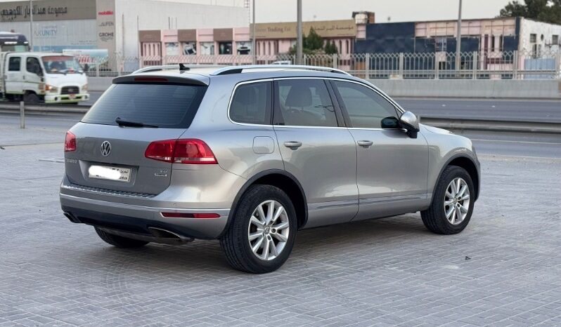 Volkswagen Touareg 2016 full