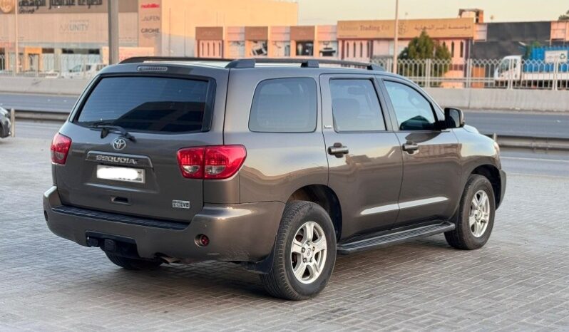 Toyota Sequoia 2013 full