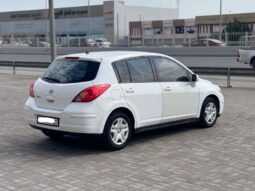 Nissan Tiida 2012 full