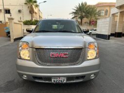 GMC Yukon XL 1500 2013 full