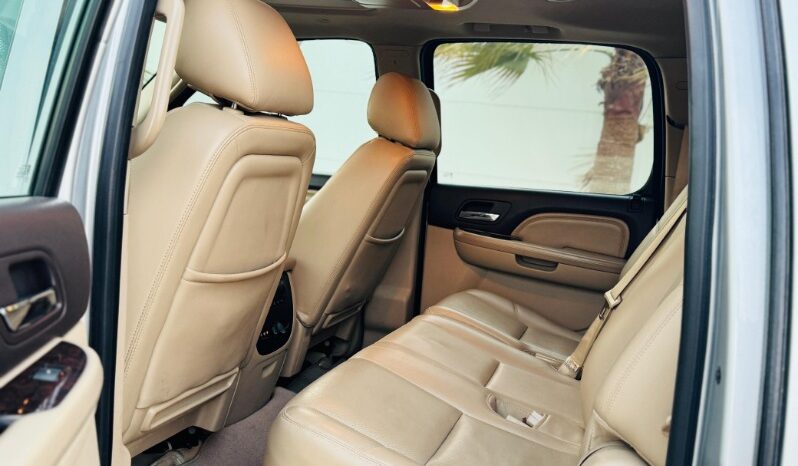 GMC Yukon XL 2013 full