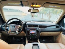 GMC Yukon XL 2013 full