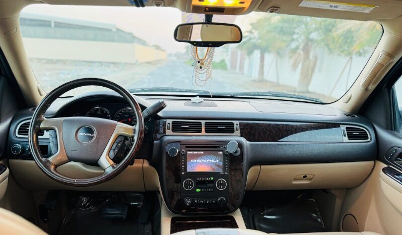 GMC Yukon XL 2013 full