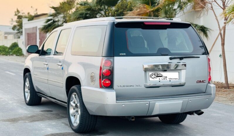 GMC Yukon XL 2013 full