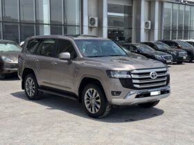 Toyota Land Cruiser 2023