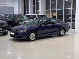 Volkswagen Passat 2015 full