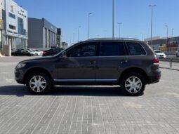 Volkswagen Touareg 2010 full