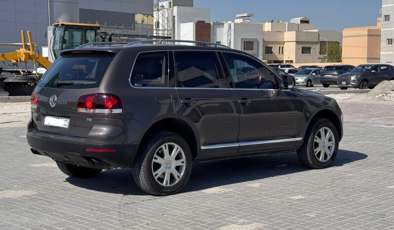 Volkswagen Touareg 2010 full