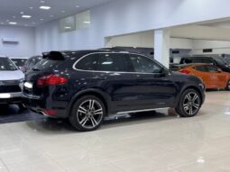 Porsche Cayenne S 2014 full