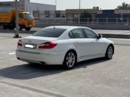 Hyundai Genesis 2013 full