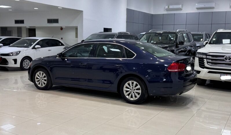 Volkswagen Passat 2015 full