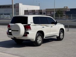 Toyota Land Cruiser 2011 full