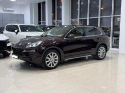 Porsche Cayenne 2014 full
