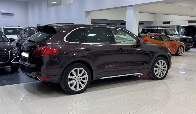 Porsche Cayenne 2014 full