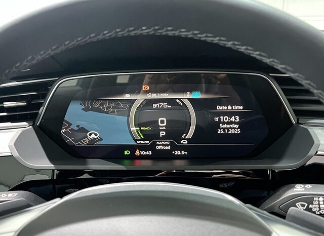 Audi Q8 e-tron Sportback 2024 full