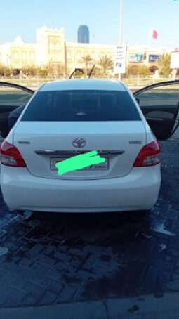 Toyota Yaris 2013 full